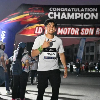 Runner Photo 7693835