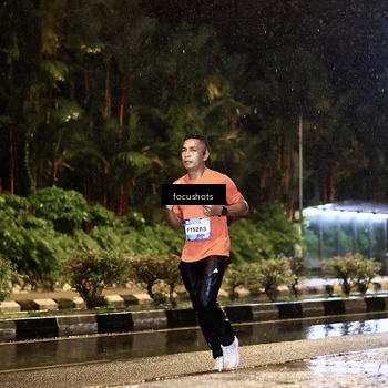 Runner Photo 7693845