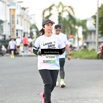 Runner Photo 7693846