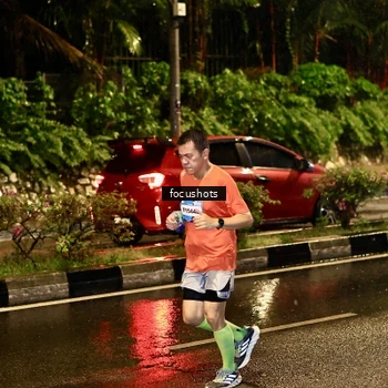 Runner Photo 7693882