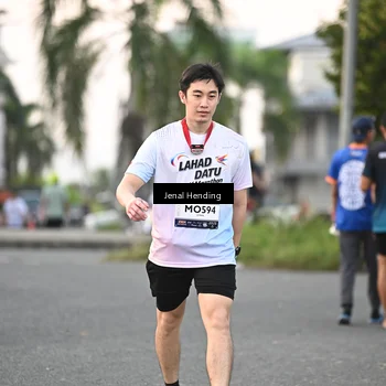 Runner Photo 7693893