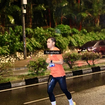 Runner Photo 7693894