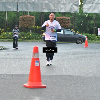 Runner Photo 7693900