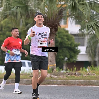 Runner Photo 7693901