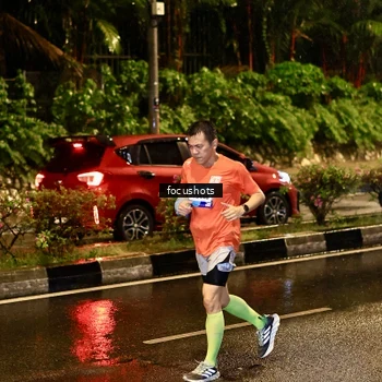 Runner Photo 7693903