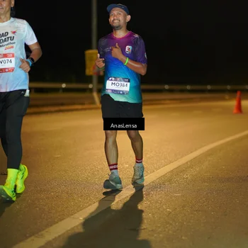 Runner Photo 7693911