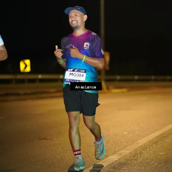 Runner Photo 7693914