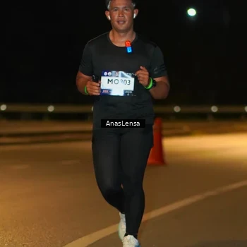 Runner Photo 7693927