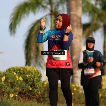 Runner Photo 7693936