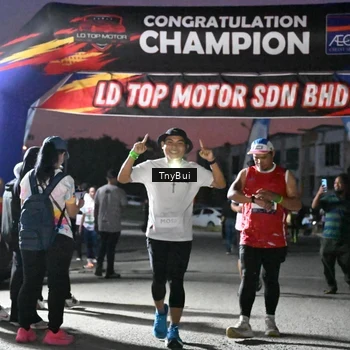 Runner Photo 7693937