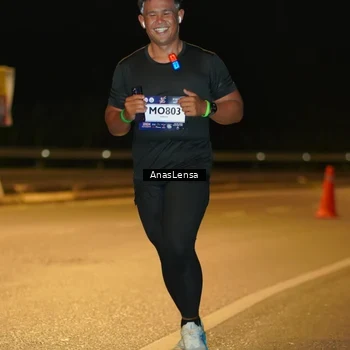Runner Photo 7693938