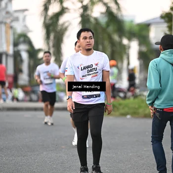 Runner Photo 7693940