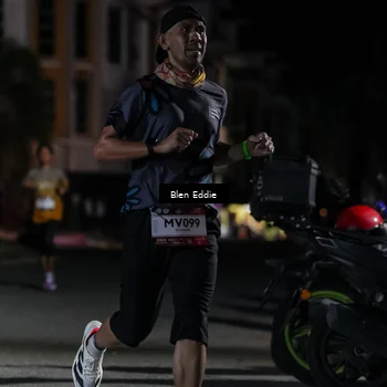 Runner Photo 7693949