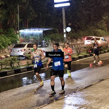 Runner Photo 7693961