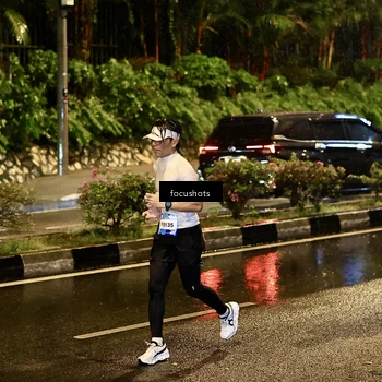 Runner Photo 7693972