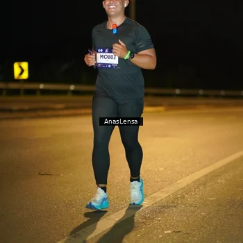 Runner Photo 7694000