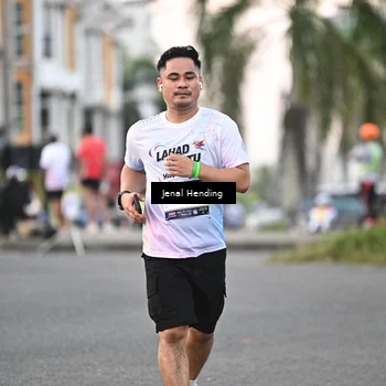Runner Photo 7694005