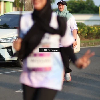 Runner Photo 7694013