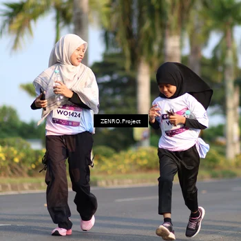 Runner Photo 7694018
