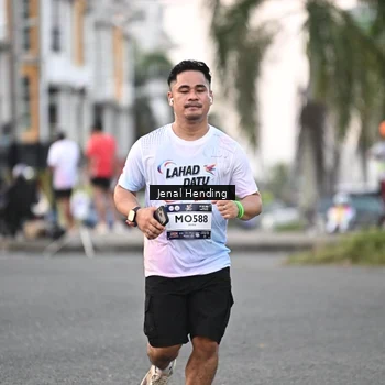 Runner Photo 7694021
