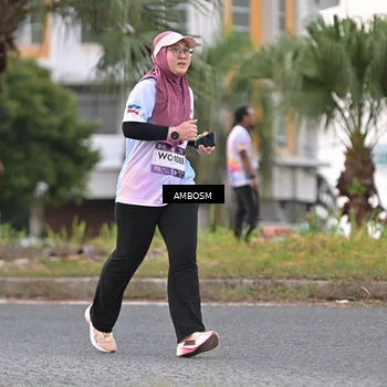 Runner Photo 7694022