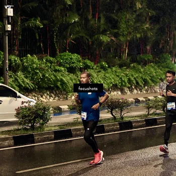 Runner Photo 7694023