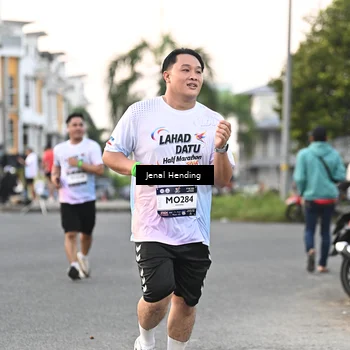 Runner Photo 7694033