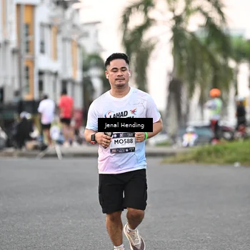 Runner Photo 7694045