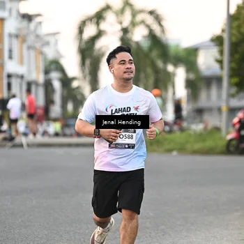 Runner Photo 7694048