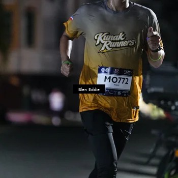 Runner Photo 7694051
