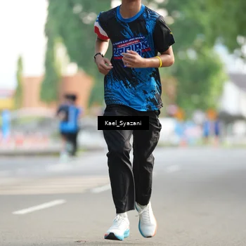 Runner Photo 7694053