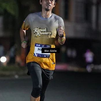 Runner Photo 7694057