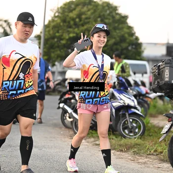 Runner Photo 7694069