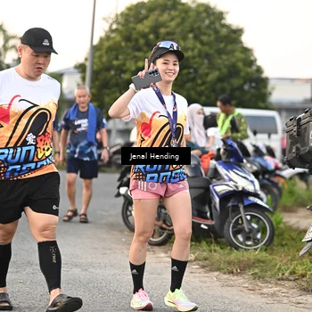 Runner Photo 7694073