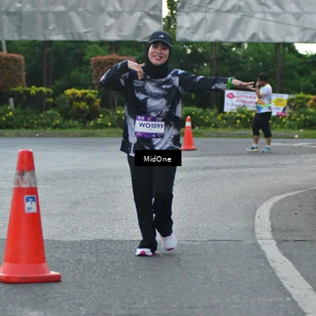 Runner Photo 7694076