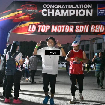 Runner Photo 7694077