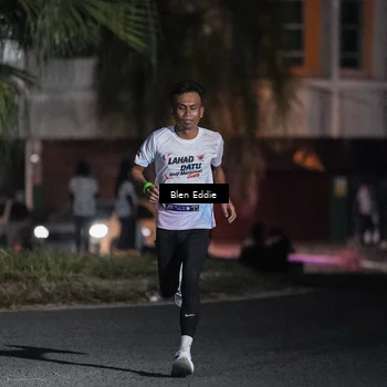 Runner Photo 7694087
