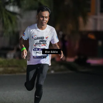 Runner Photo 7694088