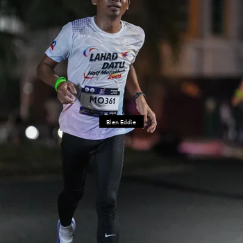 Runner Photo 7694119
