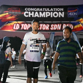 Runner Photo 7694127