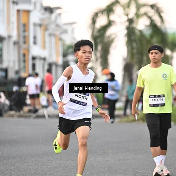 Runner Photo 7694131
