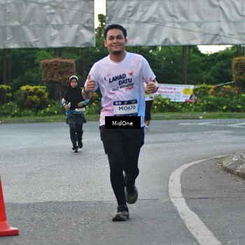 Runner Photo 7694135