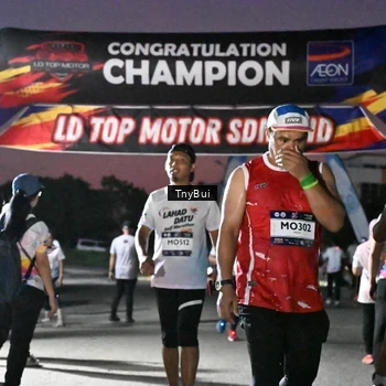 Runner Photo 7694156