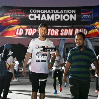 Runner Photo 7694164