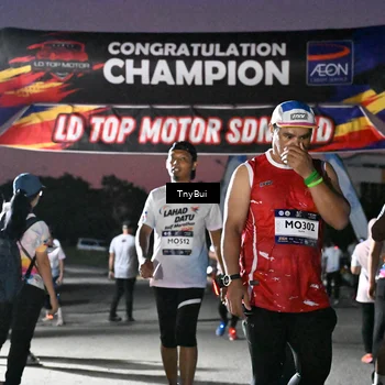 Runner Photo 7694165