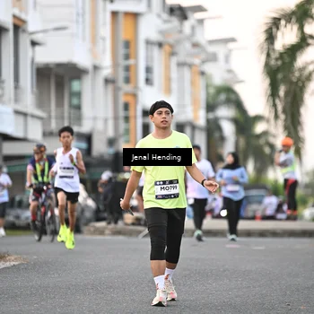 Runner Photo 7694171