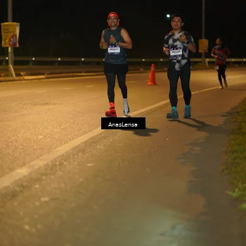 Runner Photo 7694185