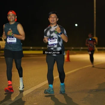 Runner Photo 7694191
