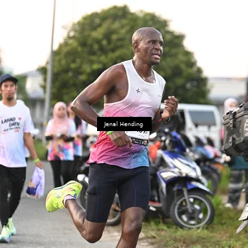 Runner Photo 7694200