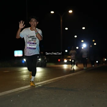 Runner Photo 7694207